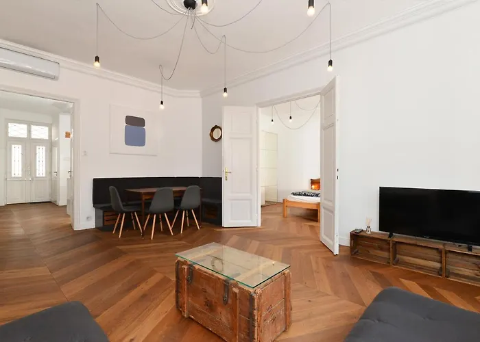 Daylight Apartment, The Best Location